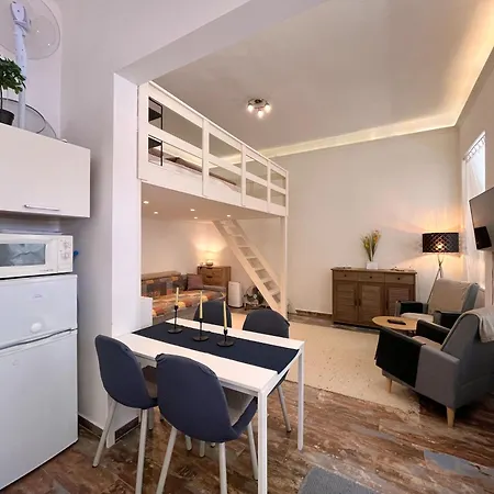 Brand New Garden Flat / Free Parking