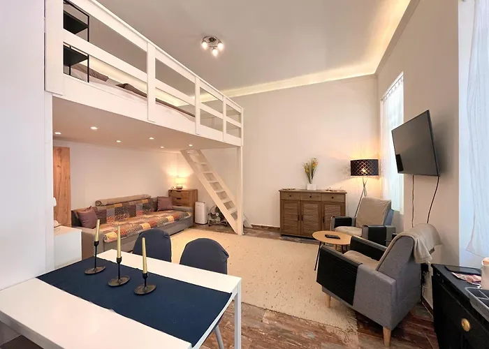 Apartman Brand New Garden Flat / Free Parking *