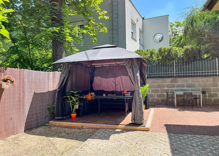 Apartman Brand New Garden Flat / Free Parking Budapest